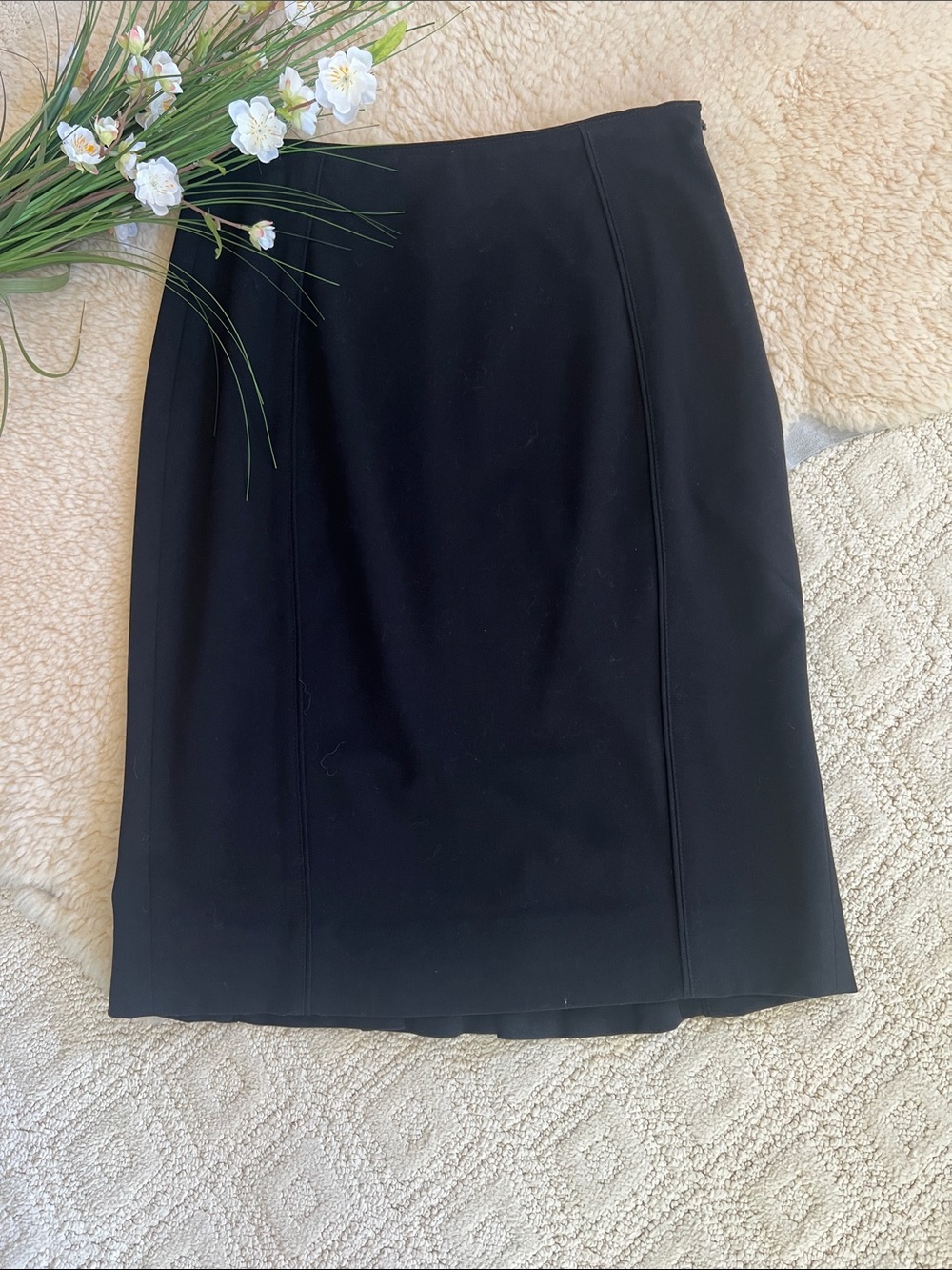 White House Black Market Black Ponte Pencil Skirt